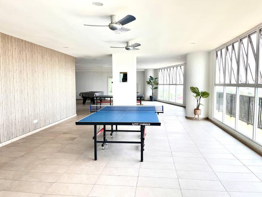 Urban Home-Swimming Pool-City Center Malacca Exterior photo